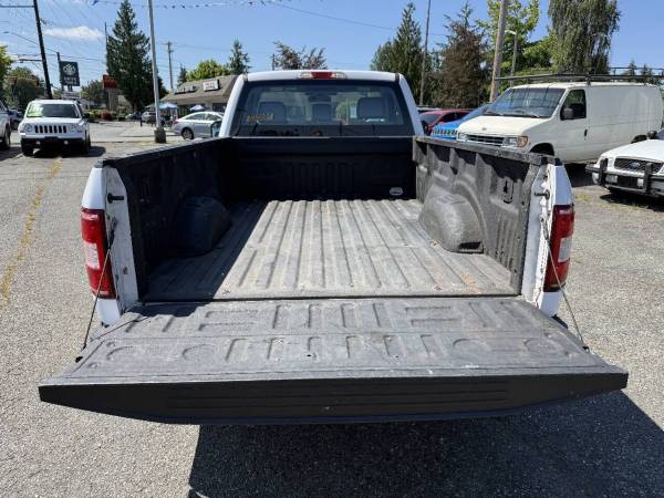 2018 Ford, dovoz USA — foto 11 z 12