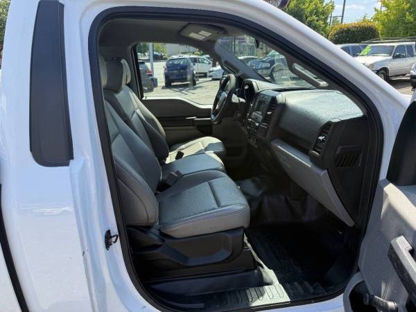 2018 Ford, dovoz USA — foto 12 z 12