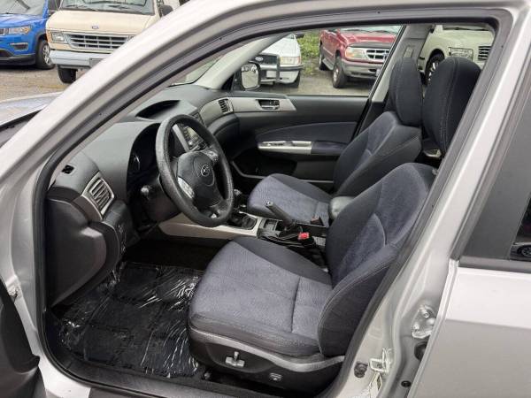 2010 Subaru, dovoz USA — foto 9 z 12