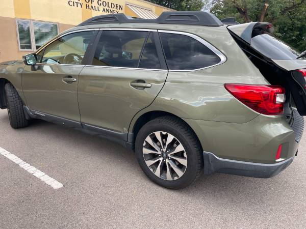 2016 Subaru, dovoz USA — foto 5 z 12