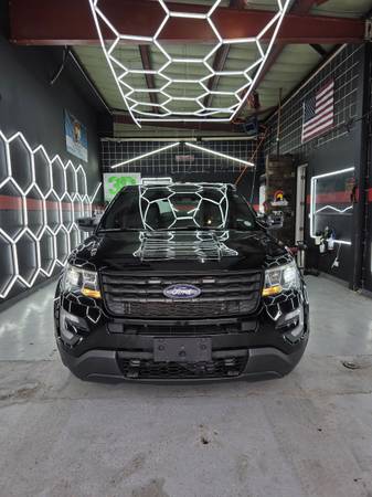 2018 Ford, dovoz USA — foto 4 z 12