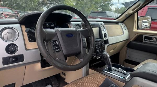 2013 Ford, dovoz USA — foto 8 z 12