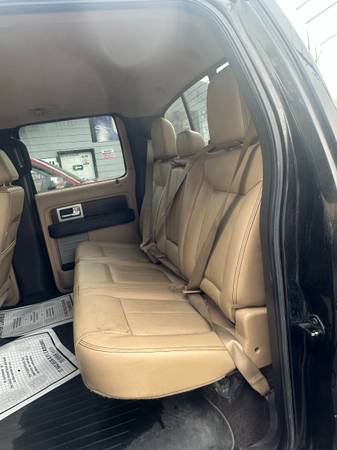 2013 Ford, dovoz USA — foto 9 z 12