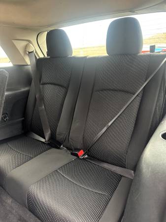 2018 Dodge, dovoz USA — foto 11 z 12