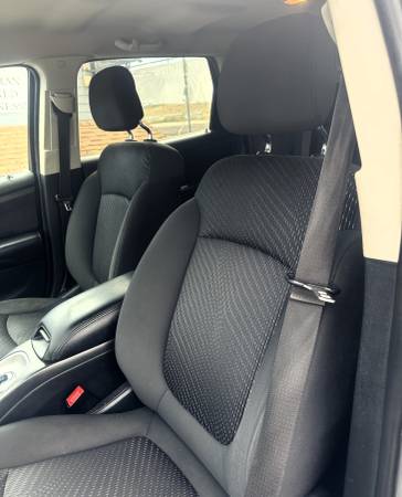 2018 Dodge, dovoz USA — foto 9 z 12