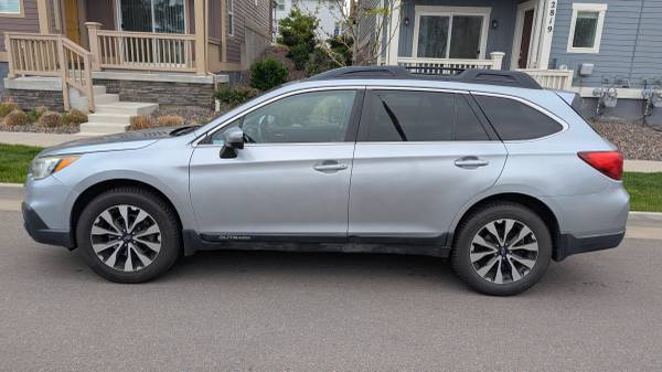 2016 Subaru, dovoz USA — foto 2 z 12