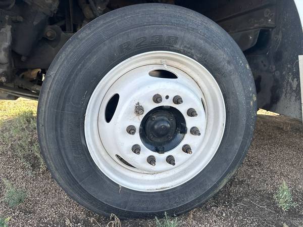 2014 Ford, dovoz USA — foto 12 z 12