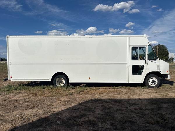 2014 Ford, dovoz USA — foto 7 z 12