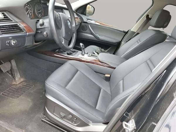 2011 BMW, dovoz USA — foto 5 z 11