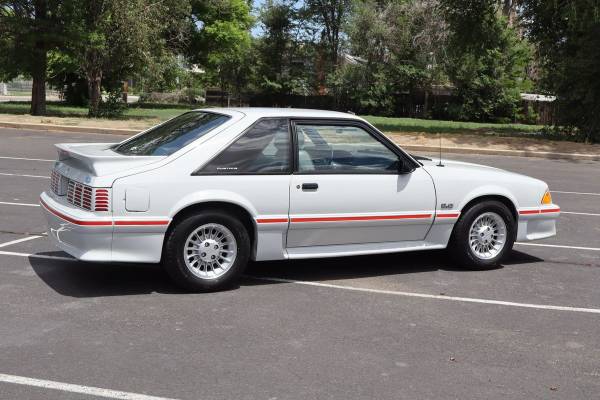 1988 Ford, dovoz USA — foto 4 z 12