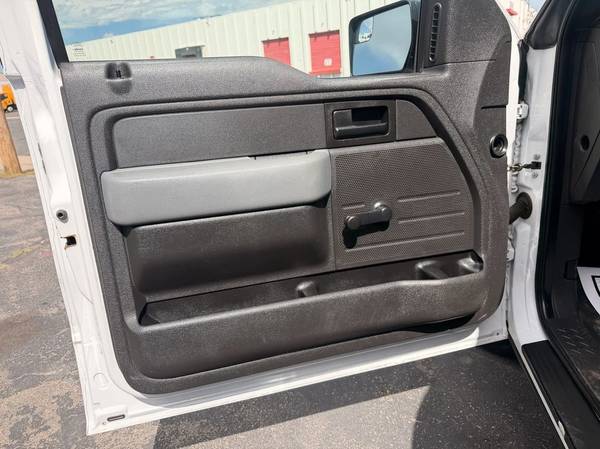 2014 Ford, dovoz USA — foto 10 z 12