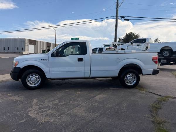 2014 Ford, dovoz USA — foto 2 z 12