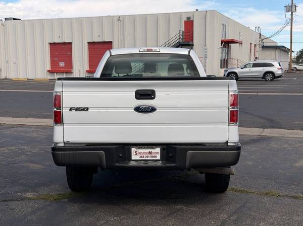 2014 Ford, dovoz USA — foto 4 z 12