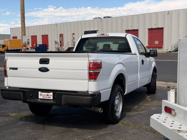 2014 Ford, dovoz USA — foto 5 z 12