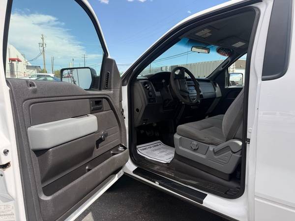 2014 Ford, dovoz USA — foto 9 z 12