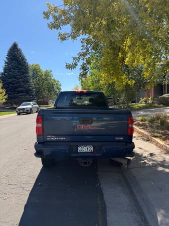 2016 GMC, modrá, dovoz USA — foto 3 z 8