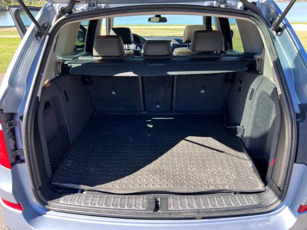 2011 BMW, dovoz USA — foto 11 z 11