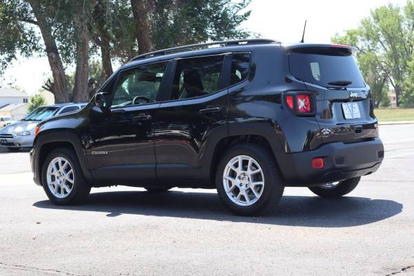 2020 Jeep, dovoz USA — foto 7 z 12