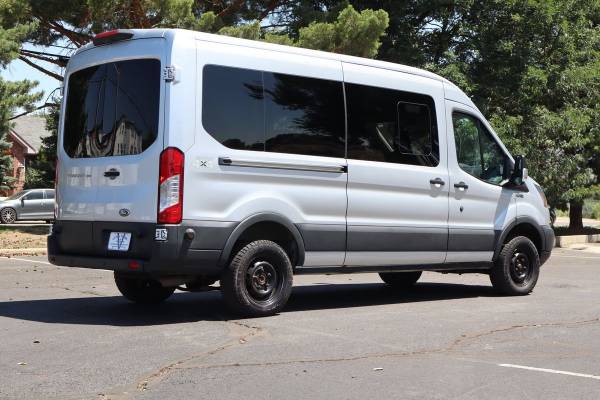2018 Ford, dovoz USA — foto 5 z 12