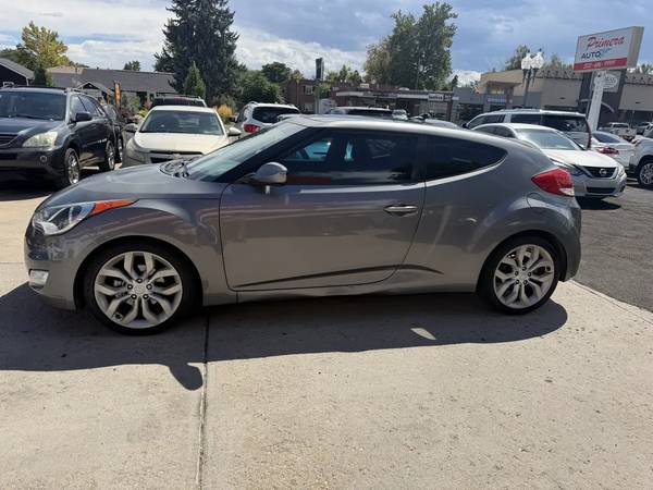 2012 Hyundai, dovoz USA — foto 2 z 12