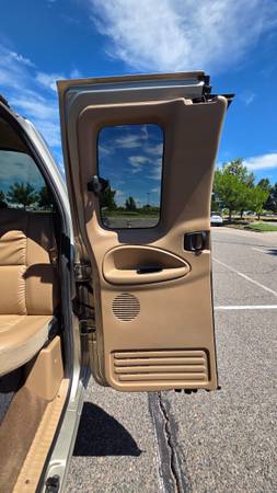 2002 Dodge, dovoz USA — foto 10 z 12