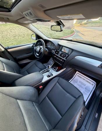 2017 BMW, dovoz USA — foto 12 z 12