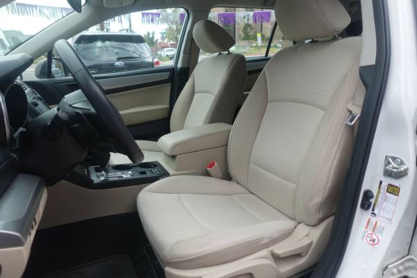 2017 Subaru, dovoz USA — foto 12 z 12
