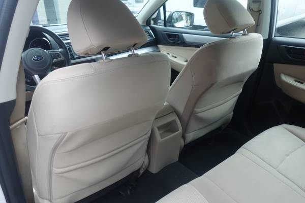 2017 Subaru, dovoz USA — foto 9 z 12