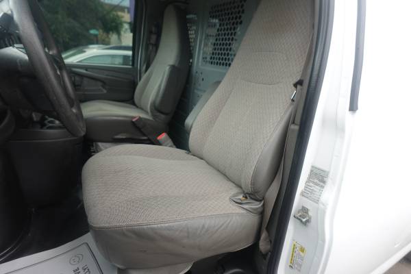 2014 GMC, dovoz USA — foto 11 z 12