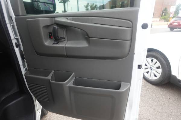 2014 GMC, dovoz USA — foto 12 z 12