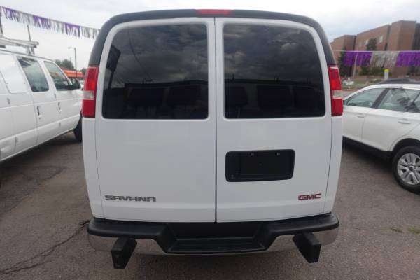 2014 GMC, dovoz USA — foto 5 z 12