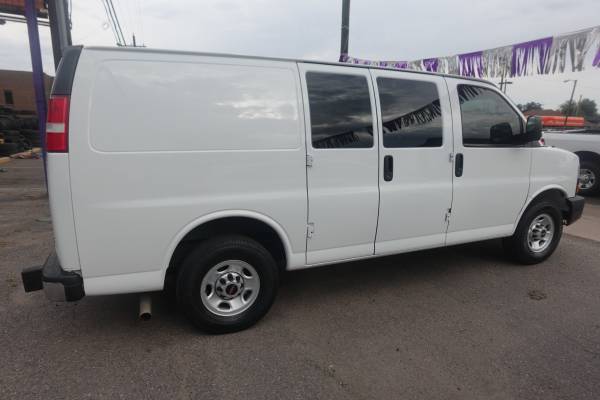 2014 GMC, dovoz USA — foto 6 z 12