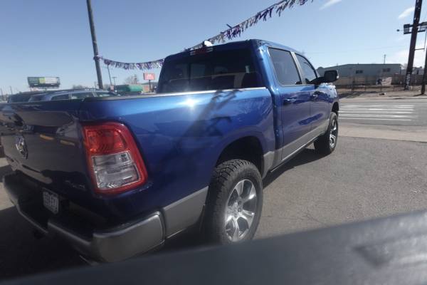 2019 Dodge, dovoz USA — foto 5 z 12