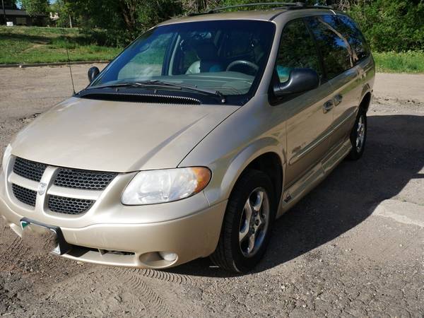 2001 Dodge, dovoz USA — foto 3 z 12