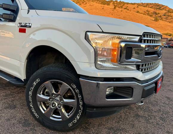 2020 Ford, dovoz USA — foto 10 z 12