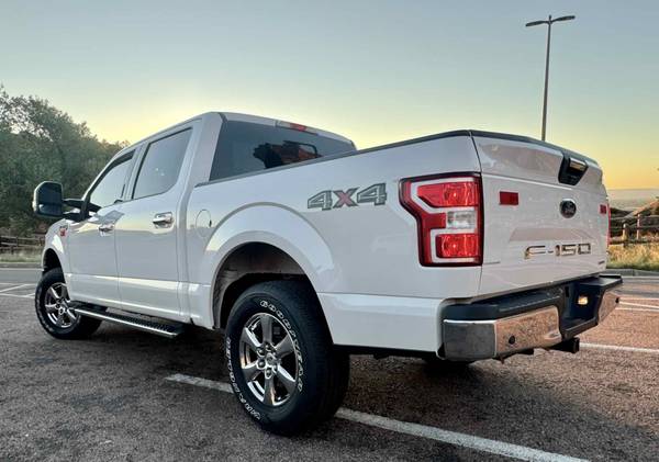 2020 Ford, dovoz USA — foto 12 z 12