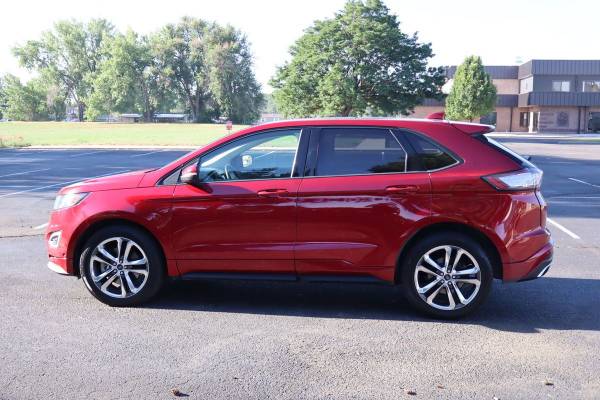 2018 Ford, dovoz USA — foto 9 z 12