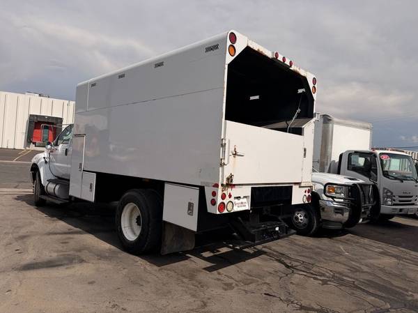 2015 Ford, dovoz USA — foto 5 z 12