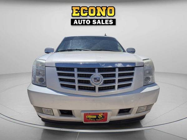 2008 Cadillac, dovoz USA — foto 2 z 12