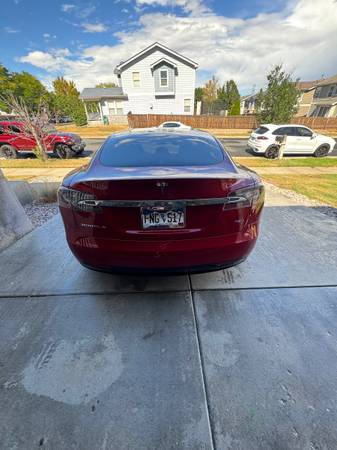2018 Tesla, dovoz USA — foto 4 z 12
