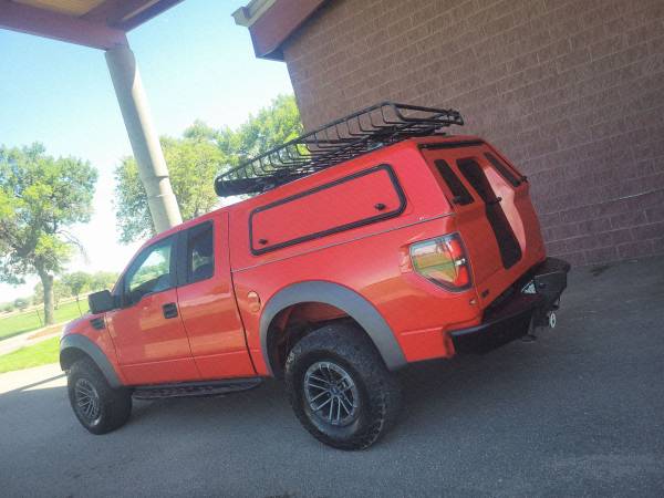 2010 Ford, dovoz USA — foto 11 z 12