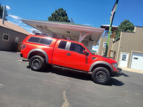 2010 Ford, dovoz USA — foto 3 z 12