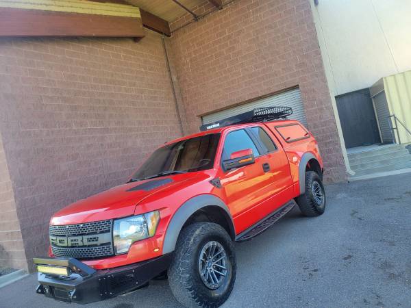 2010 Ford, dovoz USA — foto 5 z 12