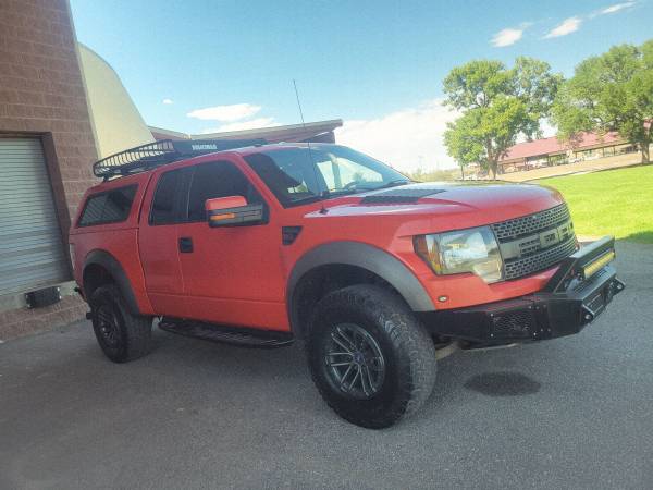 2010 Ford, dovoz USA — foto 6 z 12