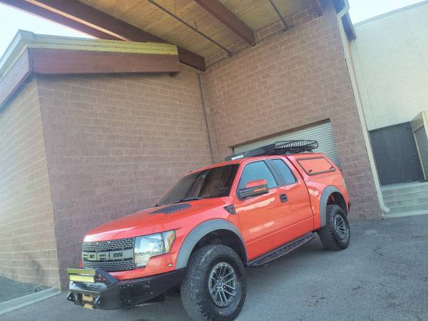 2010 Ford, dovoz USA — foto 7 z 12