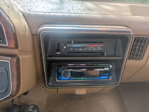 1990 Ford, dovoz USA — foto 11 z 11