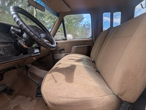 1990 Ford, dovoz USA — foto 8 z 11
