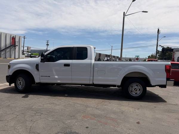 2019 Ford, dovoz USA — foto 2 z 12