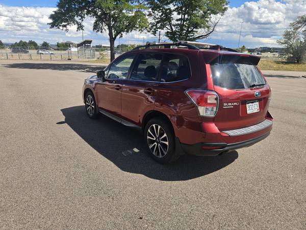 2017 Subaru, dovoz USA — foto 4 z 12