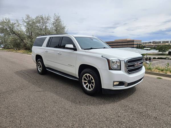 2017 GMC, dovoz USA — foto 2 z 12